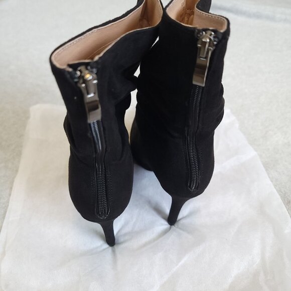 Journee collection Markie Black Mid Calf Boots NEW Size 8 - Picture 6 of 8